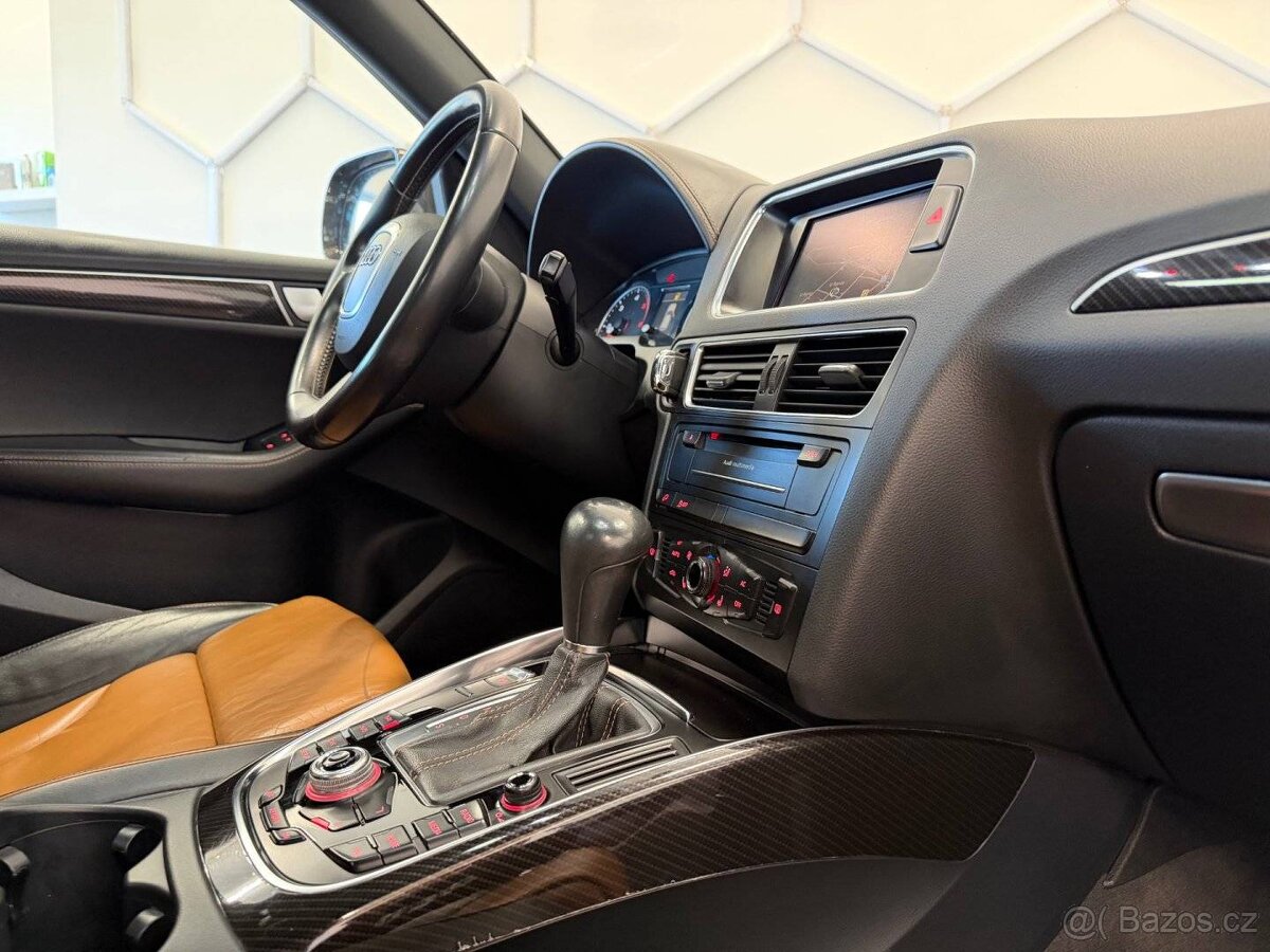 Audi Q5, 2.0TDI 141kW 4x4/SERV.KN./TZ - 10