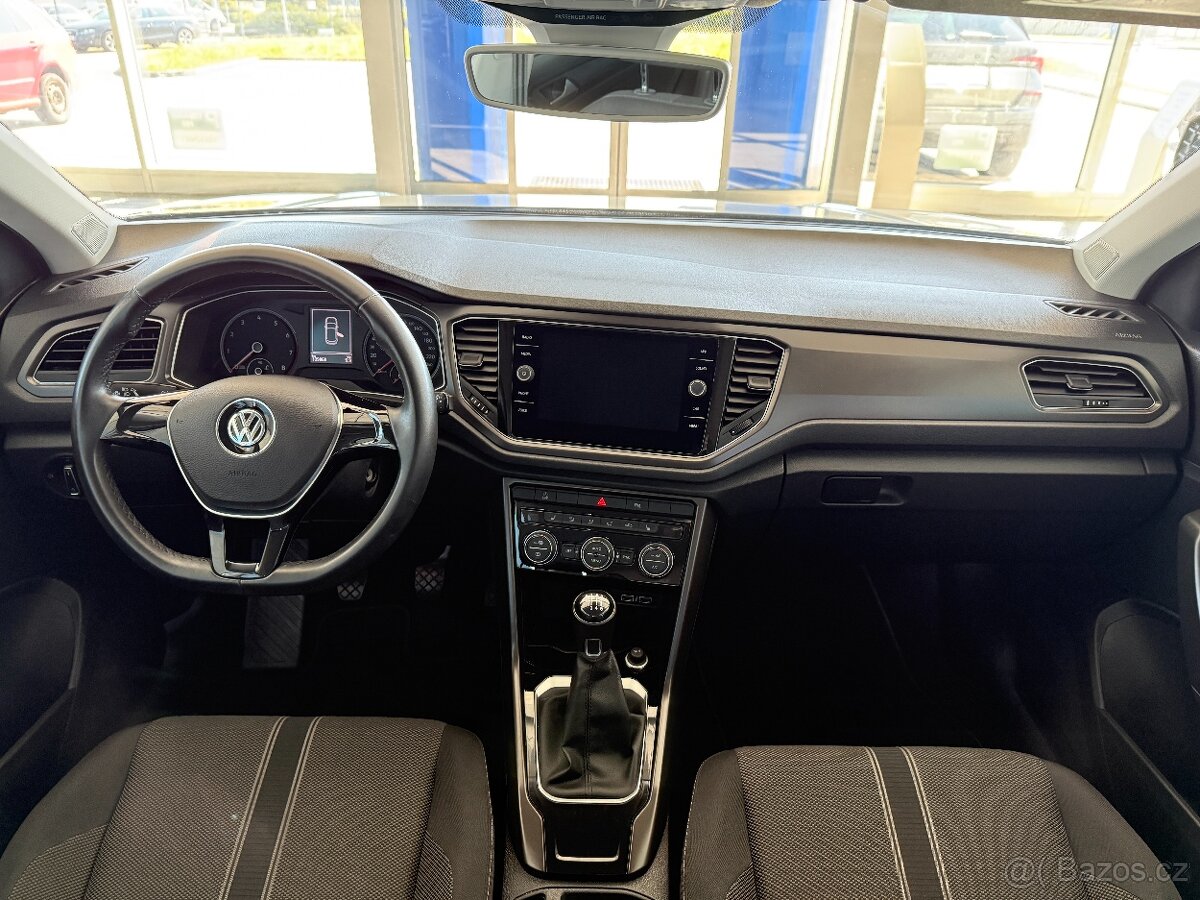 Volkswagen T-Roc 1,0 TSI 85kW,SERVISKA - 10