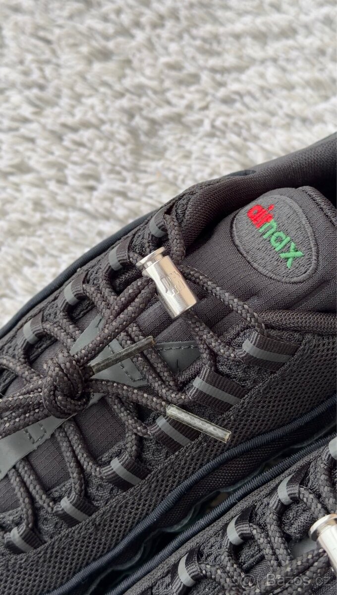 Nike Air Max 95 SP Undefeated Black - 10
