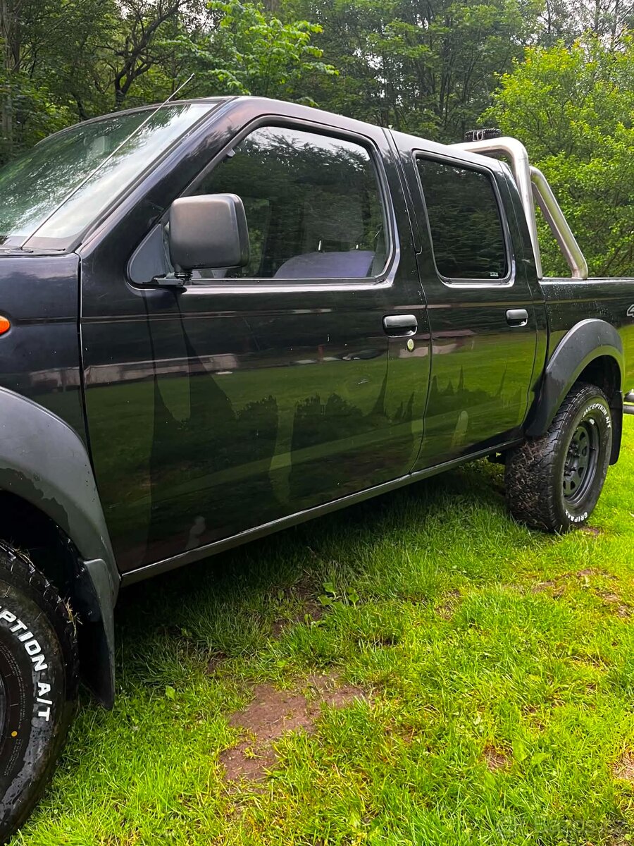 Nissan navara - 10