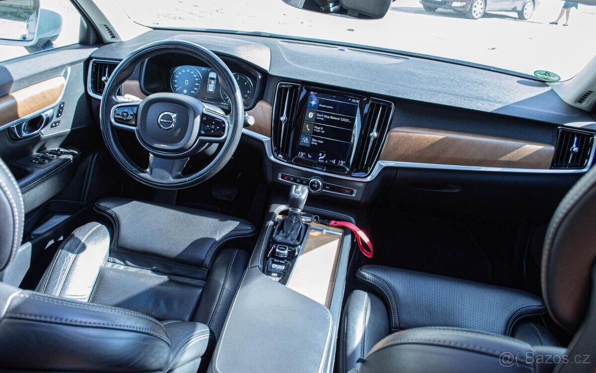 Volvo V90 D5 2.0L Inscription AWD A/T - 10