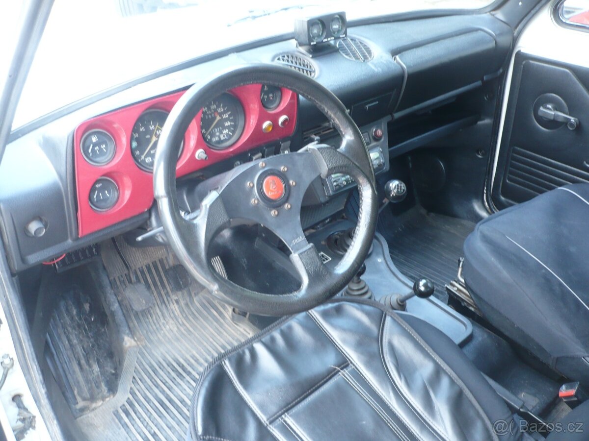 Lada Niva 1.6 4x4 - 10