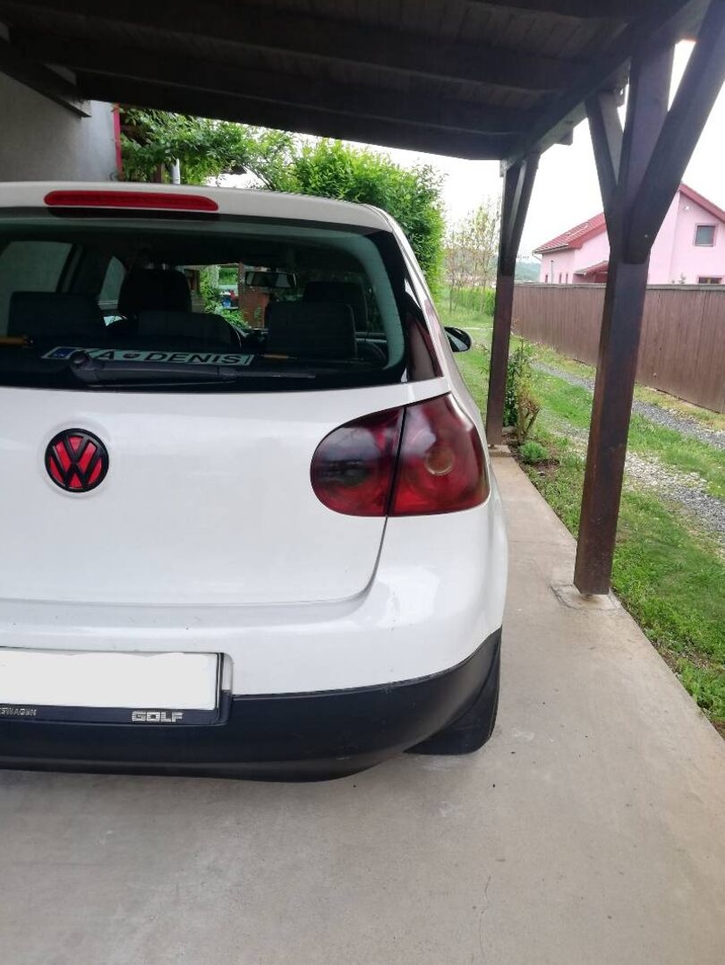 Logo znak VOLKSWAGEN cierne leskle / cervene - 10