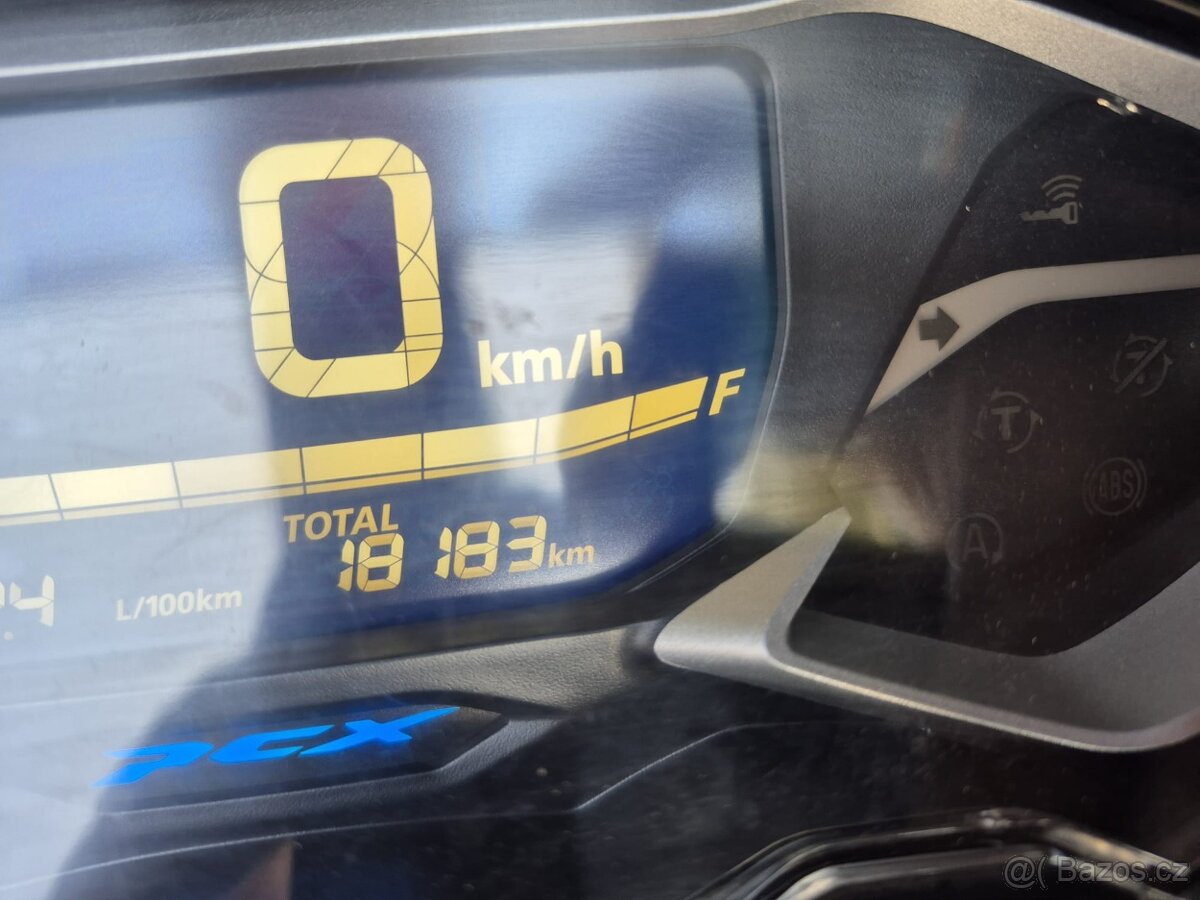 Honda PCX 125ccm 2022 - 10