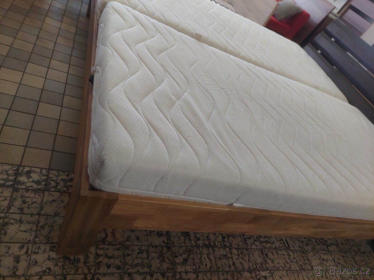 Manželská postel - 10