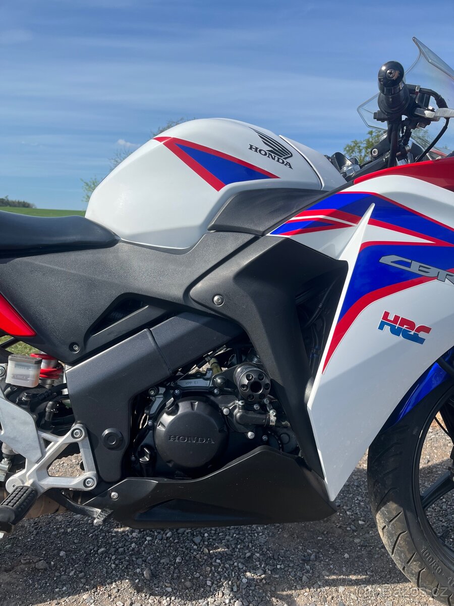 Honda CBR 125R - 10