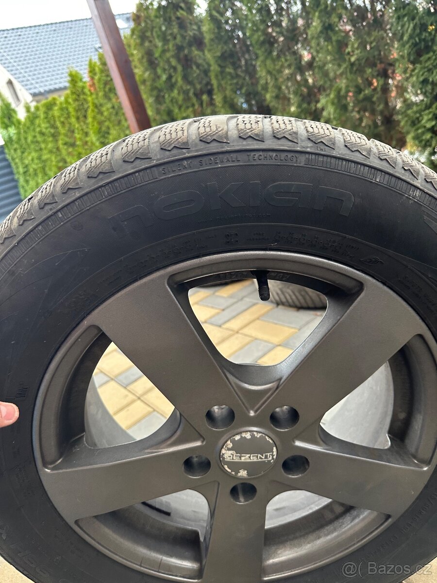 Alu kola Nokian 215/60 R16 - 10
