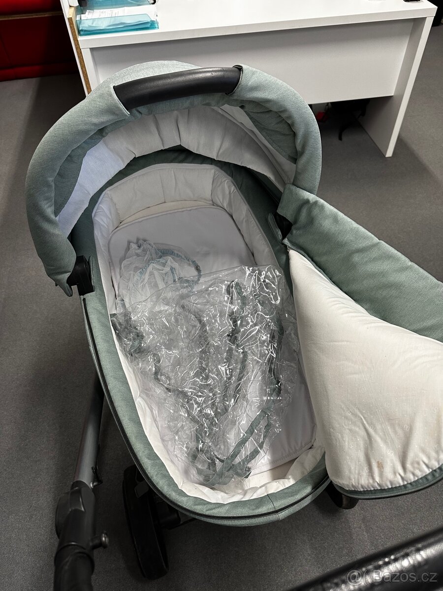 Kočárek Babydesign + autosedačka Cybex - 10