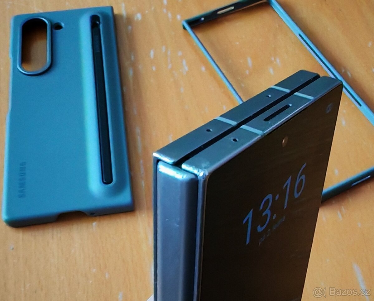 Samsung Z Fold 6 + originální pouzdro se stylusem - 10