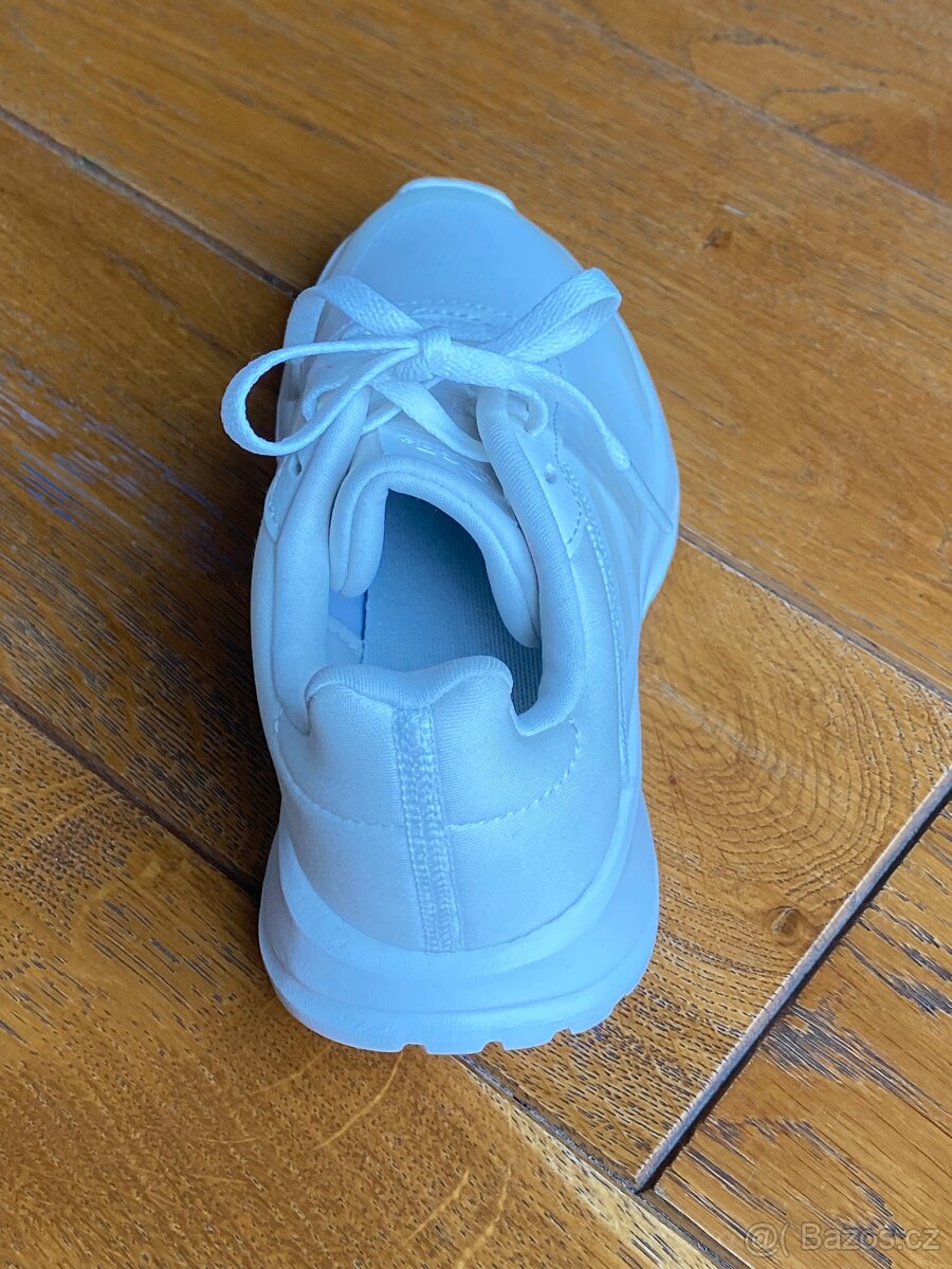 Dětské tenisky Adidas (nové), vel. 31 - 10