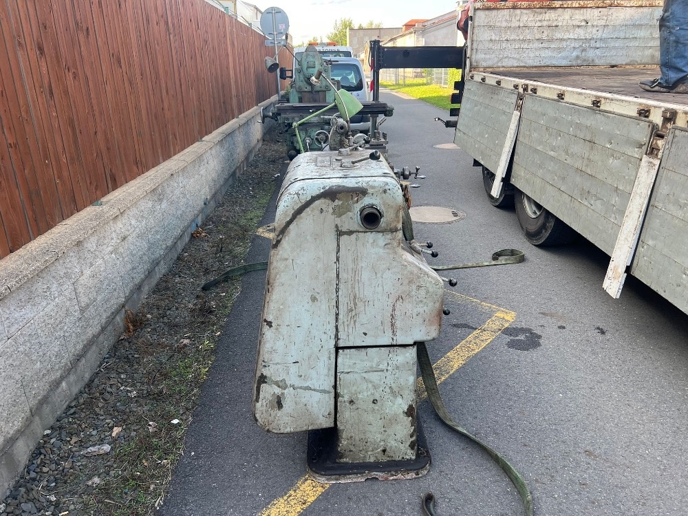 Soustruh malý - výrobce Eilgang, Schmierung - 10