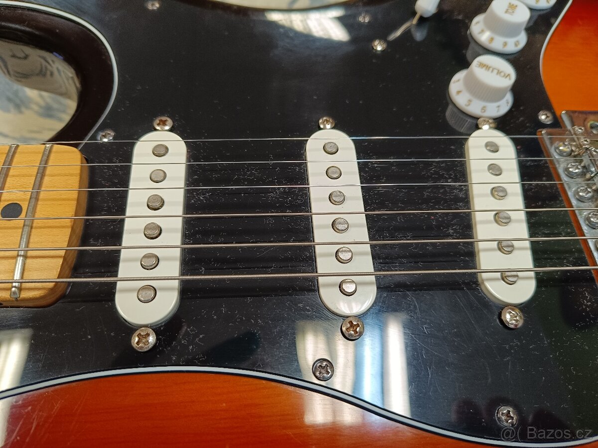 Fender Stratocaster-Mexico - Kyjov - 10