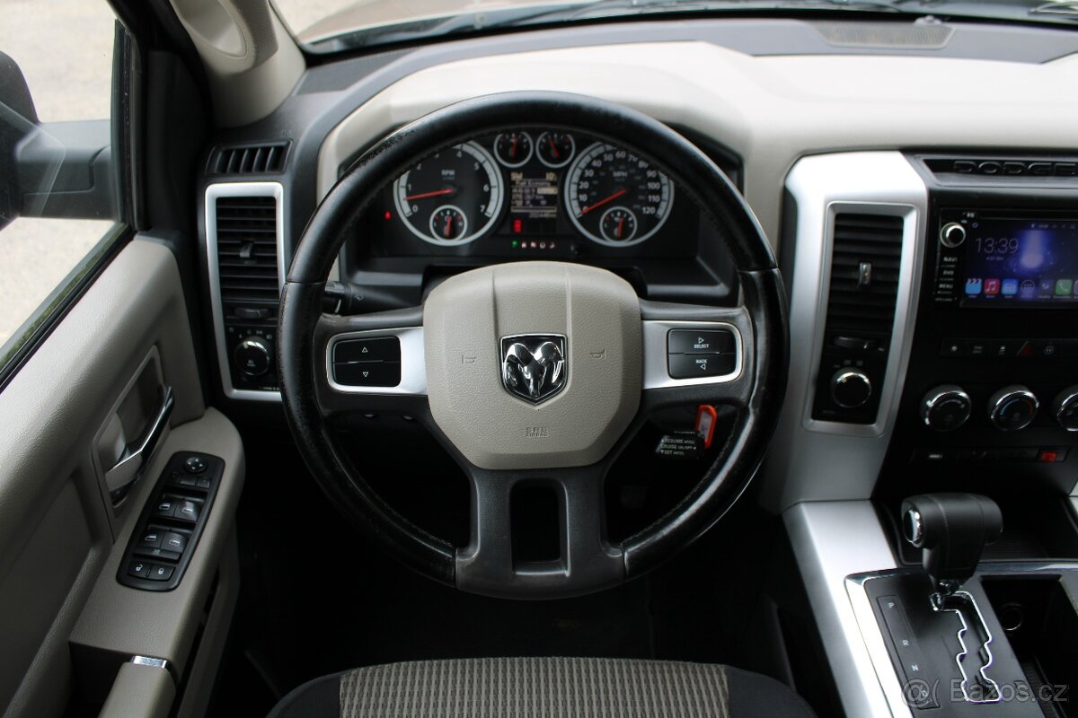 Dodge RAM 5,7 HEMI A/T,4x4,DPH,TAŽNÉ,2010 - 10