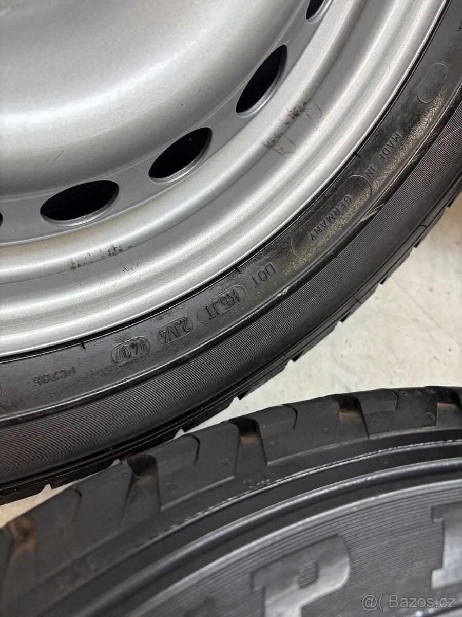 Disky sada Vw T5 T5.1 Dunlop SP LT30-6 215/65/16 8mm - 10