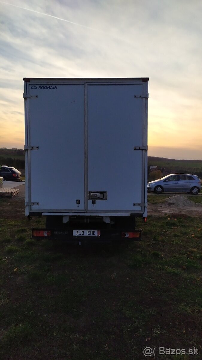 Obytné auto - karavan - Renault - 10