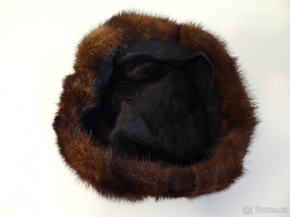 NOREK. Starší kožešina. Čepice - 10