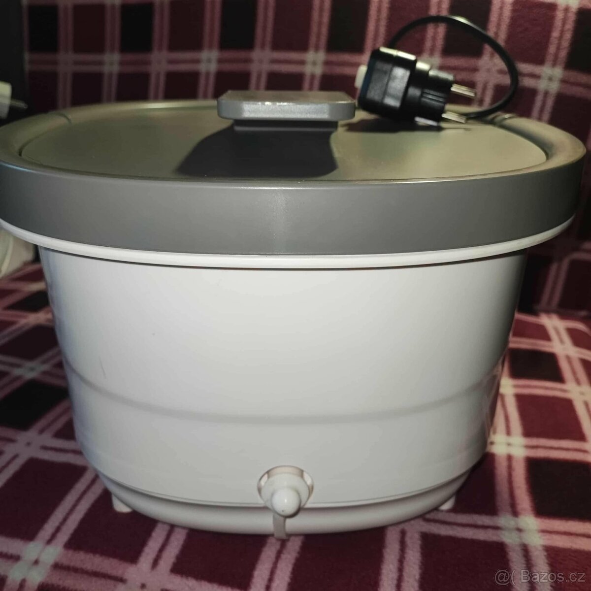 Masážní lázeň na nohy RENPHO R-X001 – téměř nová, použitá po - 10