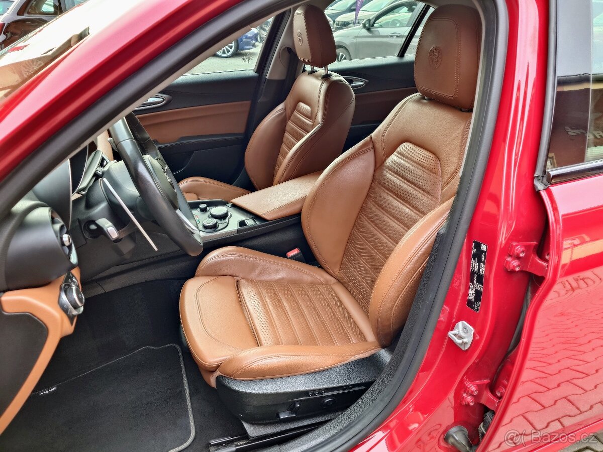 Alfa Romeo Giulia 2017 2.2 JTDM Veloce 154 kW - 10