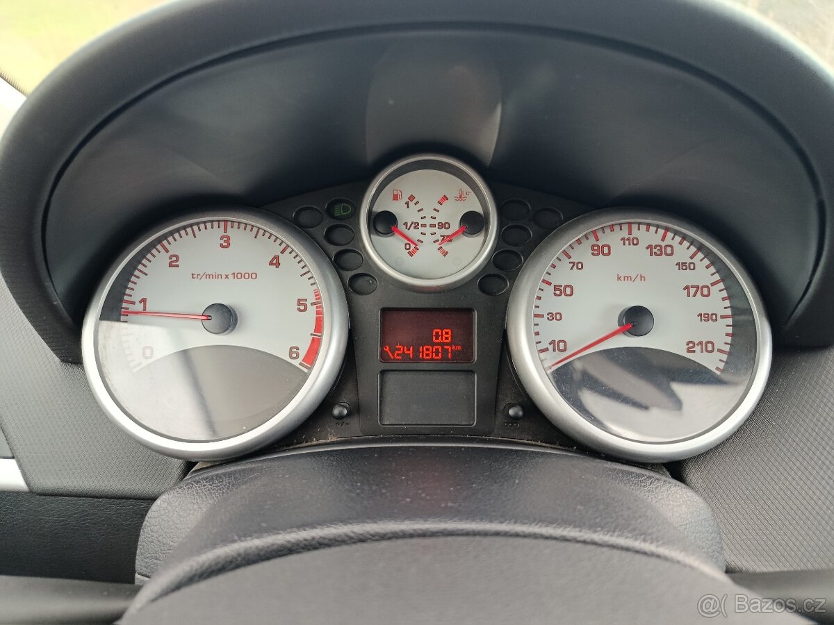 207 1.6 HDI 80kw - 10