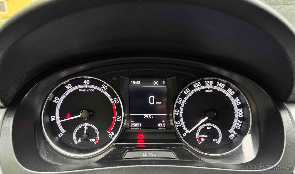 đ Ĺ koda Rapid 1.4 TSI DSG ⢠92kW ⢠25 900 km ⢠1. majitel ⢠- 10