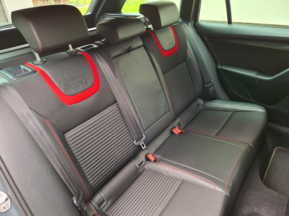 Škoda Octavia 3 RS 2.0 TDi 135 kW /DSG/4×4/Combi/WEBASTO - 10