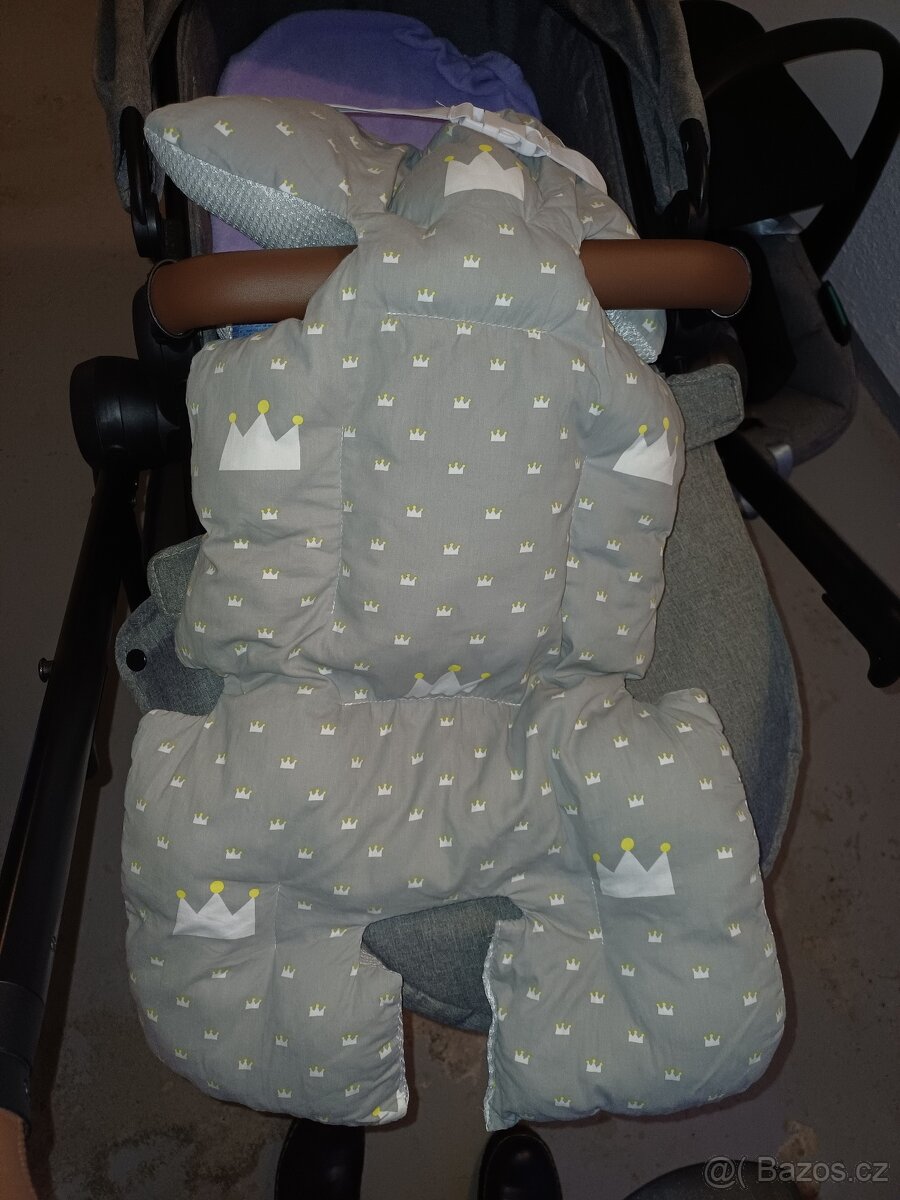 Kočárek Dvojkombinace Maxi Cosi + základna s isofixem - 10