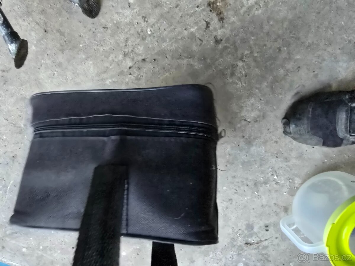 Prodám laser - barva paprsku zelená - 10