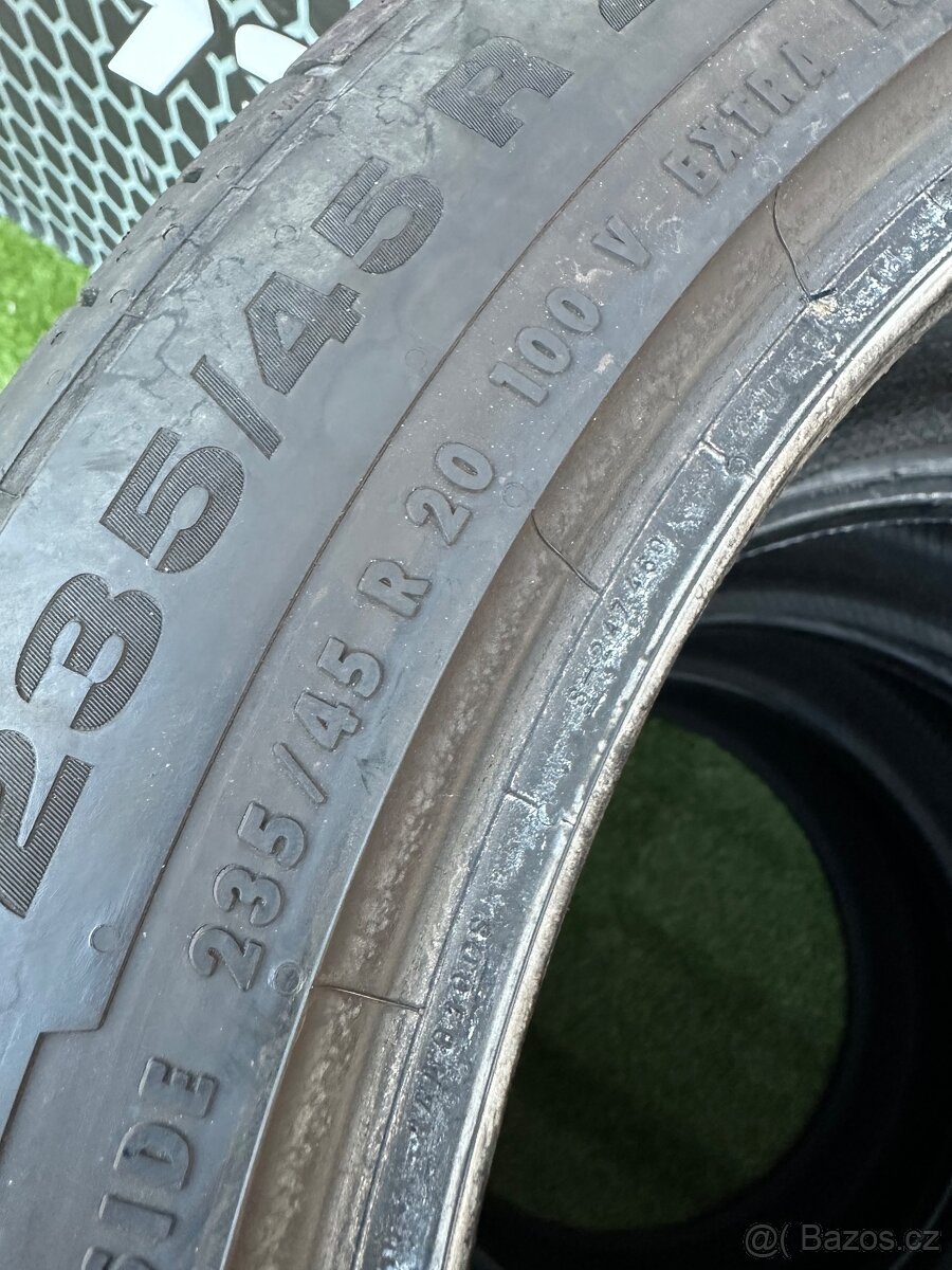 Continental 235/45 R20 LETNÍ SADA - 10