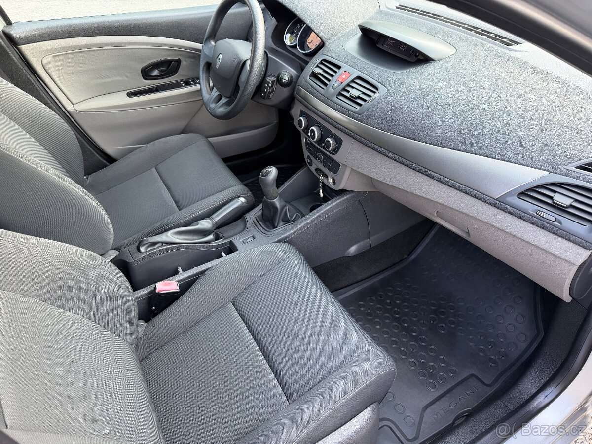 Renault Megane III. - 1.6 16V - 2010 - combi - 10