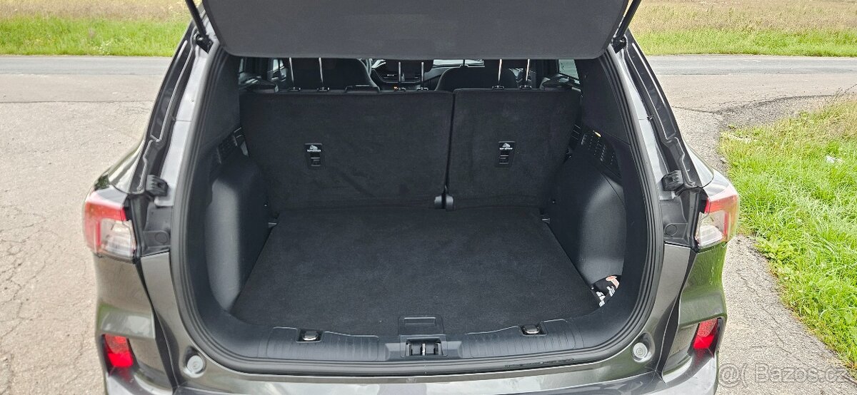 Ford Kuga 2.5 Duratec Hybrid ST line 39.000km, 140kW - 10