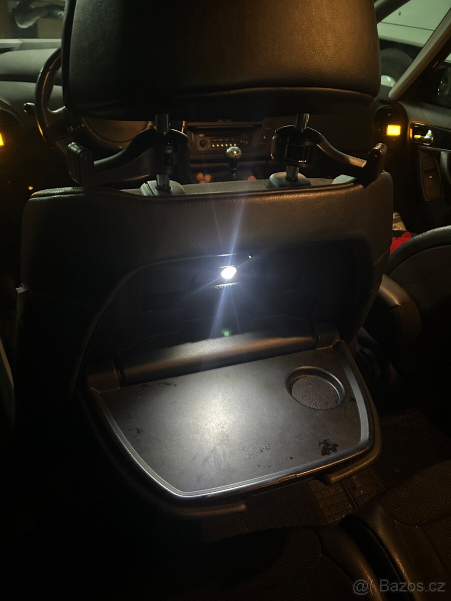 C4 grand Picasso 1.6HDI 82kW, r2012,7mist,exkluziv - 10