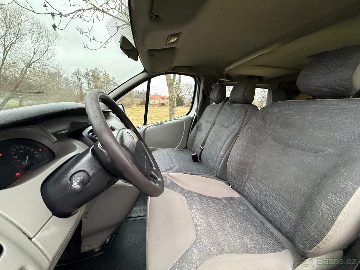 Renault Trafic 2.0 CDTi 84kw - 6 míst / tažné - 10