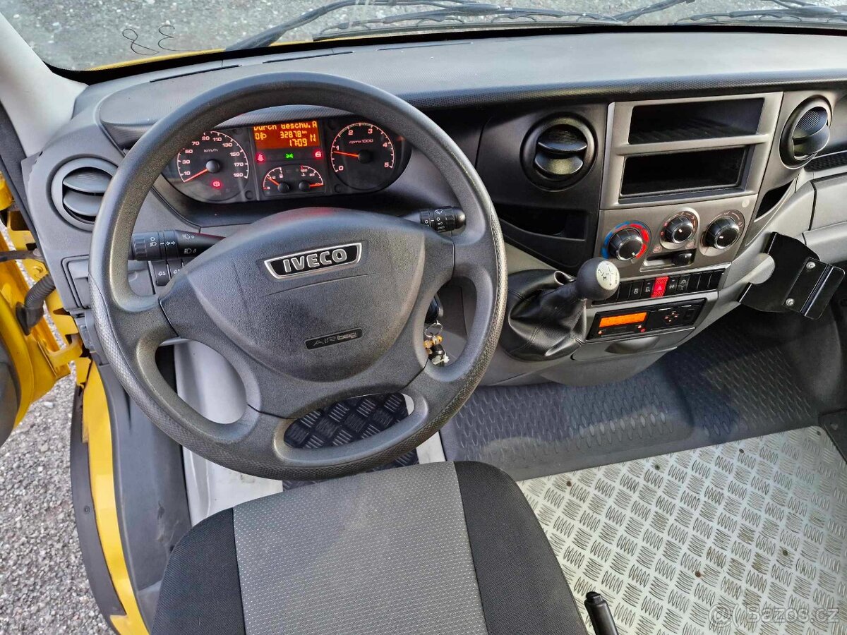 IVECO daily najeto 105.000 km, do 3,5 tuny - 10