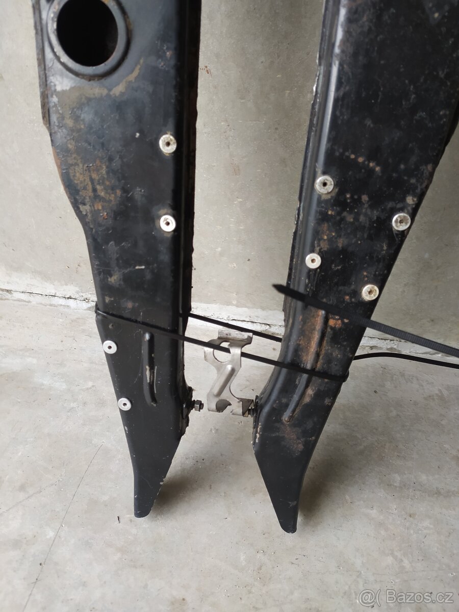 Kryty Řetězu ČZ - 10