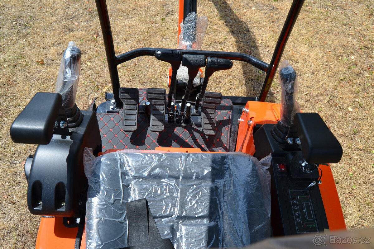 Minibagr HT1800kg Kubota - 10