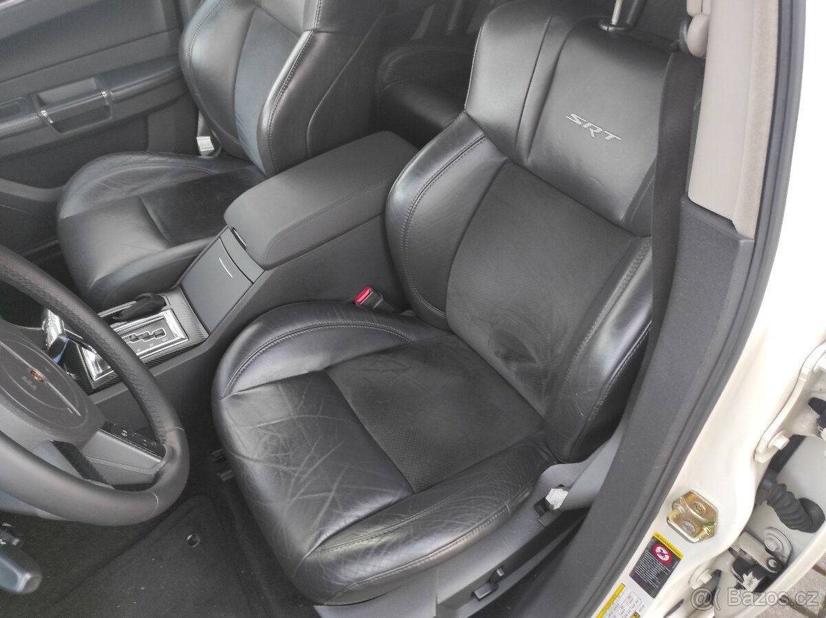 Chrysler 300C 5,7 Hemi - 10