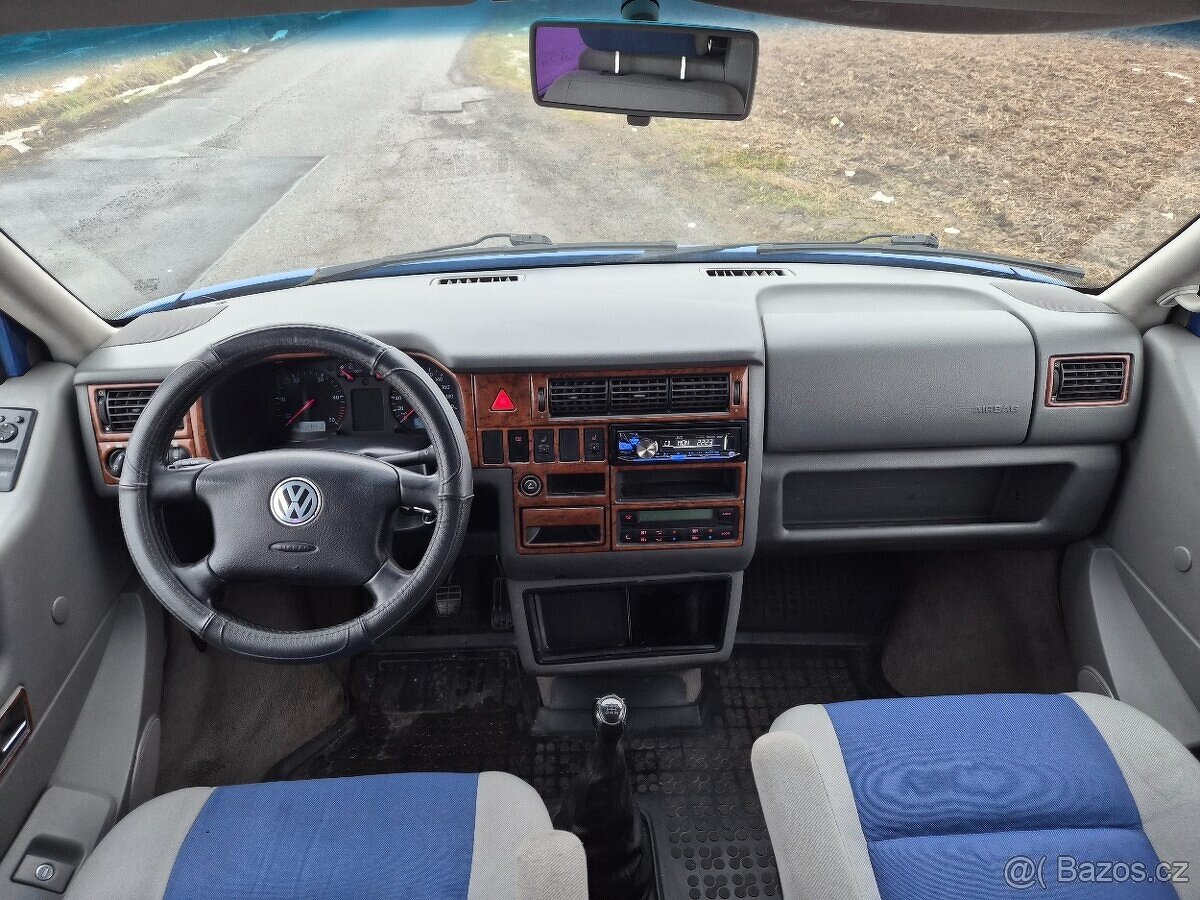 Volkswagen Multivan T4 ATLANTIS - 2.5TDi 75kW - 10