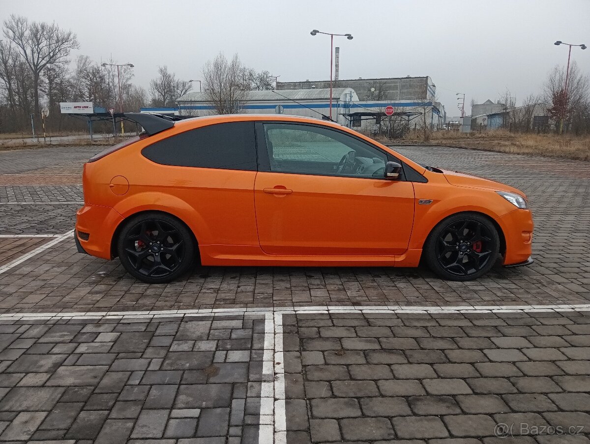 Focus ST225 - 10