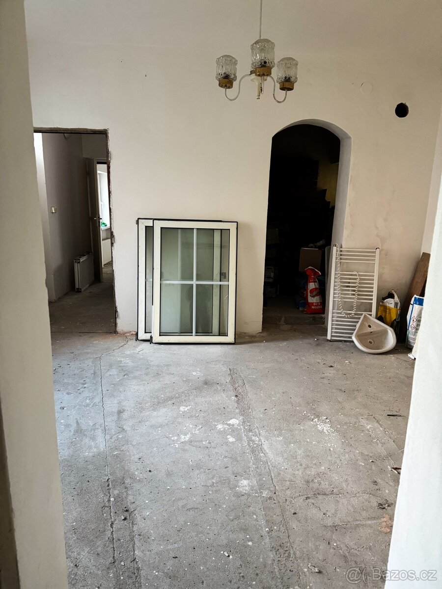 Rodinný dům–Polešovice 7+2 - 10