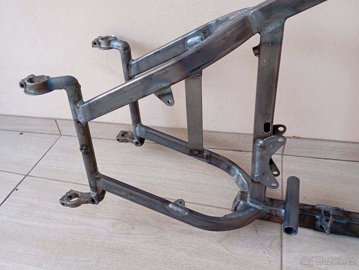 Rám Jawa Pérák - 10