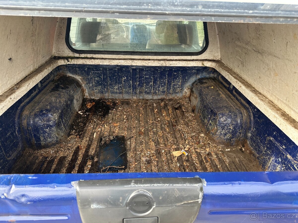 Nissan Double Cab 2.5 TDi 98kw, ČR,tažné,nová STK do 10/2027 - 10