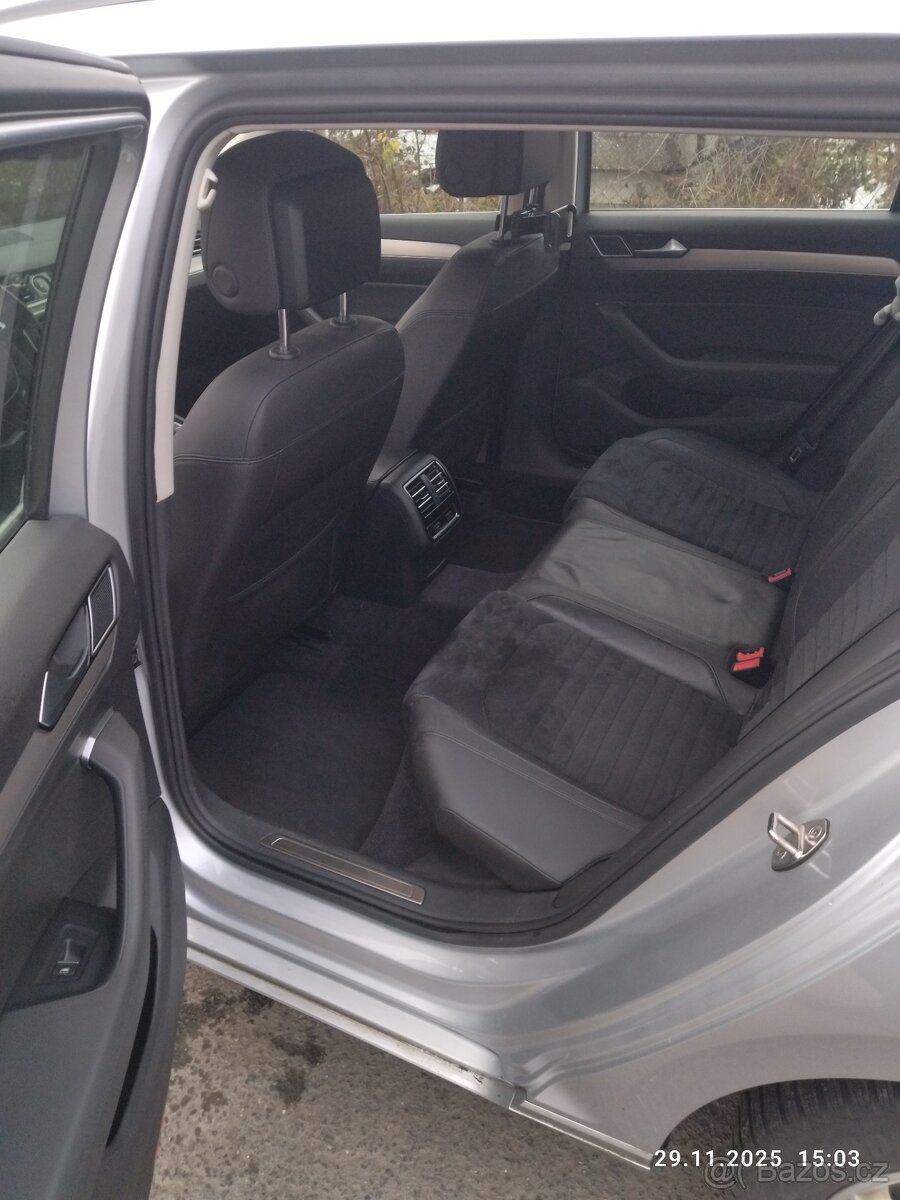 Volkswagen Passat b8 Highline 2,0TDi 110kw - 10