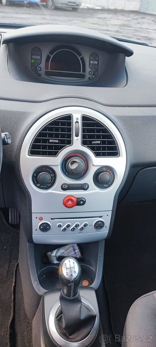 Renault Modus 1.2 - 10