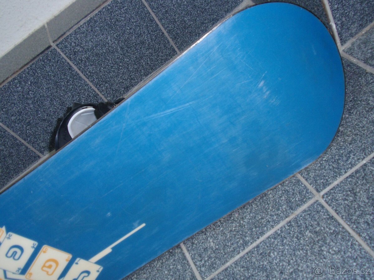 PĚKNÝ SNOWBOARD STUF CONQUEST 118 CM+VÁZÁNÍ STUF - 10