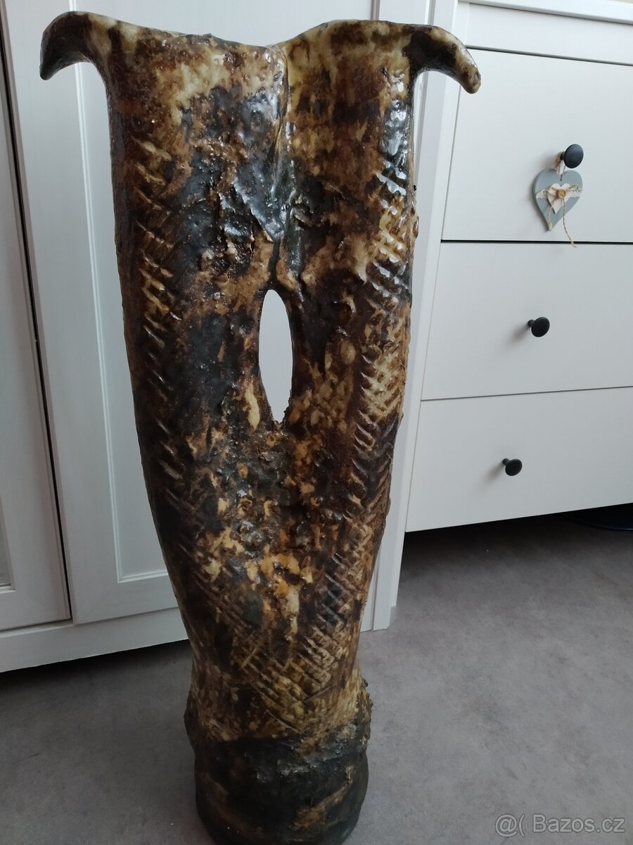 Větší kameninová váza - 10