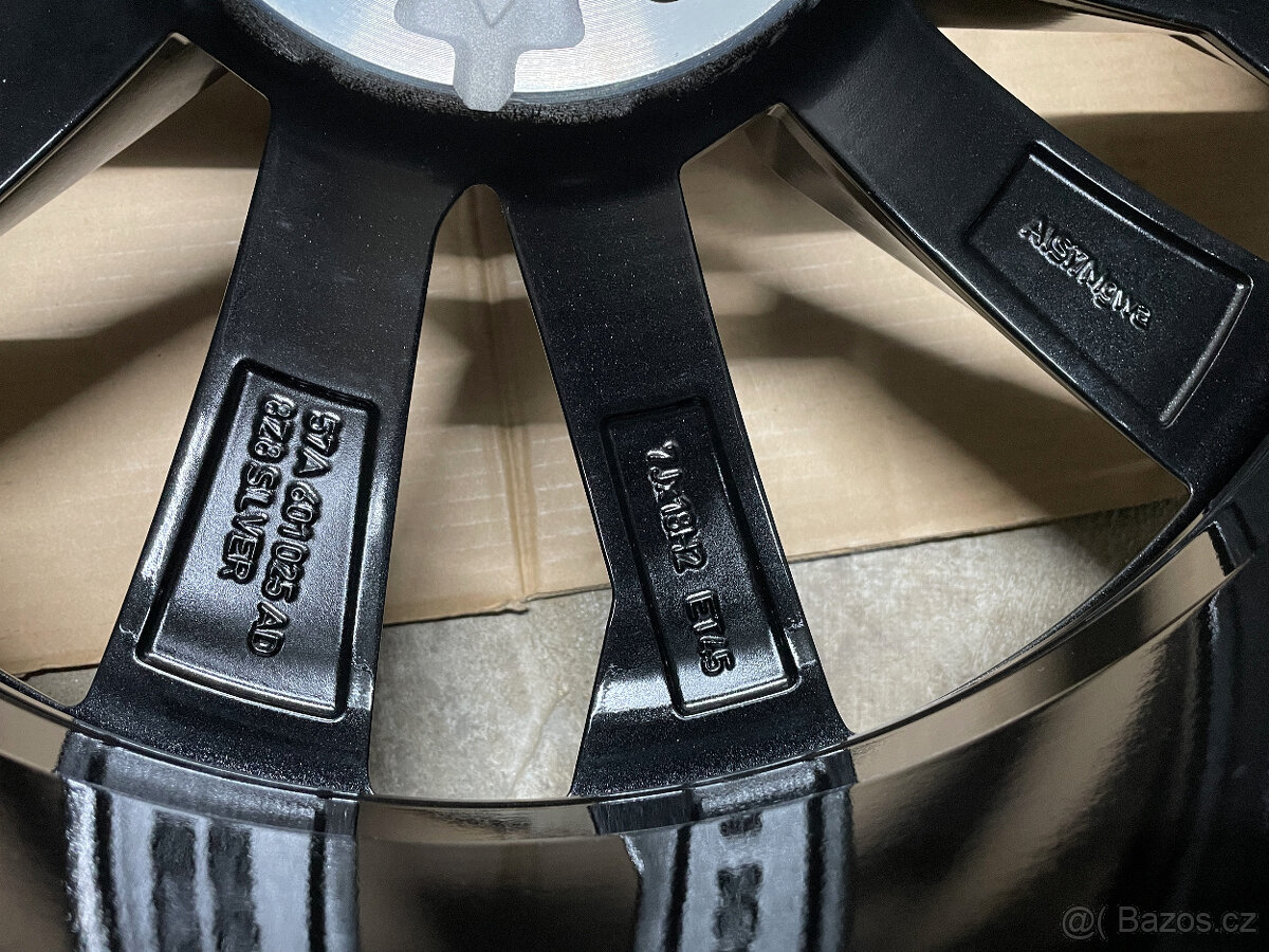 ŠKODA KAROQ 4x4 NOVÁ R18 PROCYON letní BRIDGESTONE DOT3724 - 10