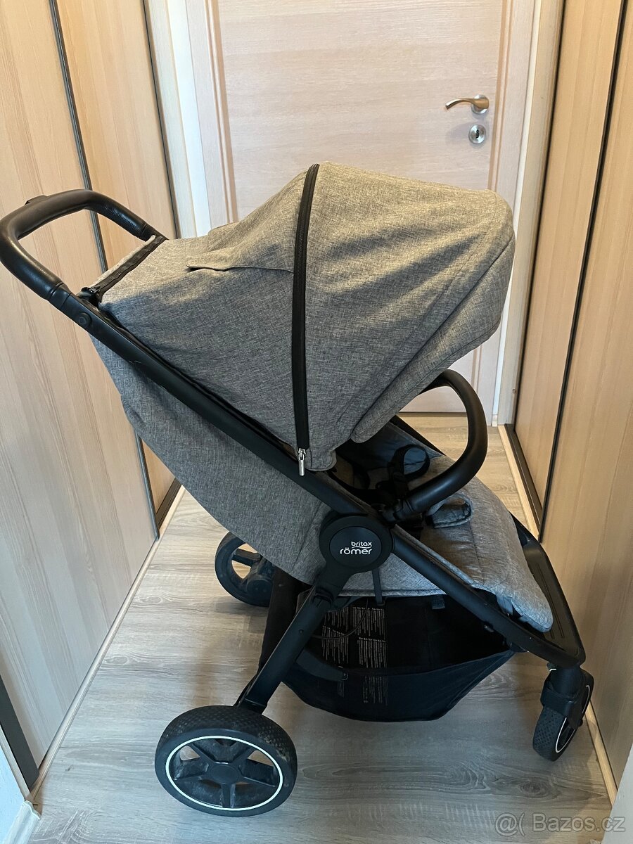 Prodam kocarek znacky Britax Romer - 10