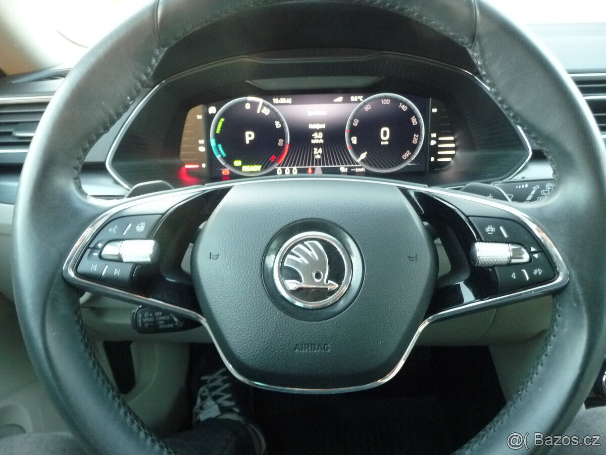 Škoda Superb 1,4TSI iV DSG Style Plus plug in Hybrid 160kw - 10