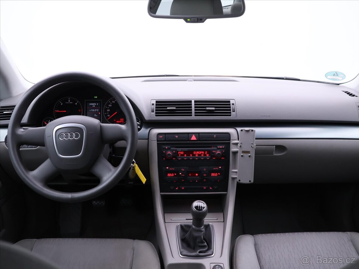 Audi A4 2,0 TDI 103kW Aut.klima (2006) - 10