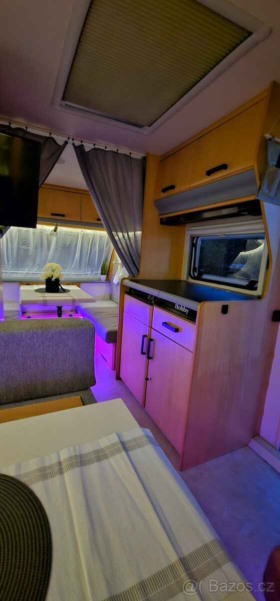 Karavan Hobby 400 De luxe - 10